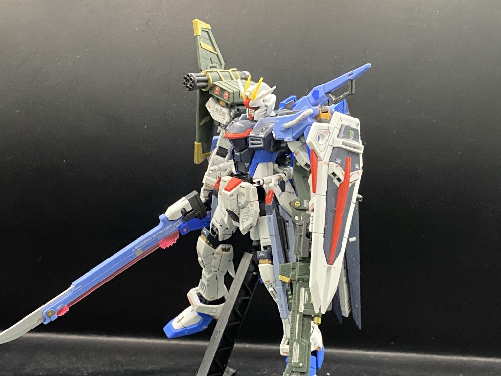 ZGMF-X10A-FA フルアーマーフリーダムガンダム–2枚目/制作者：萌木原あるく