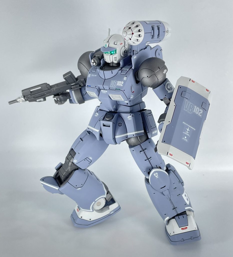 ポーズもつけてみました