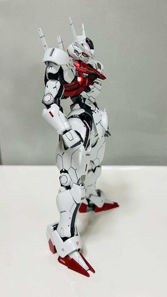 エアリアルの量産機をイメージしてます。