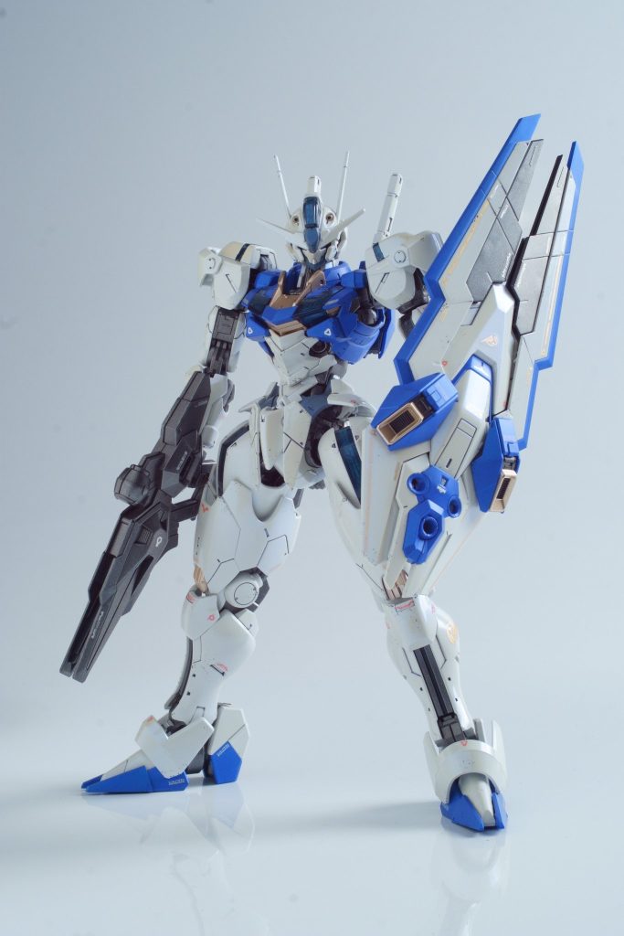 シールドは逆さ持ちが好みです笑