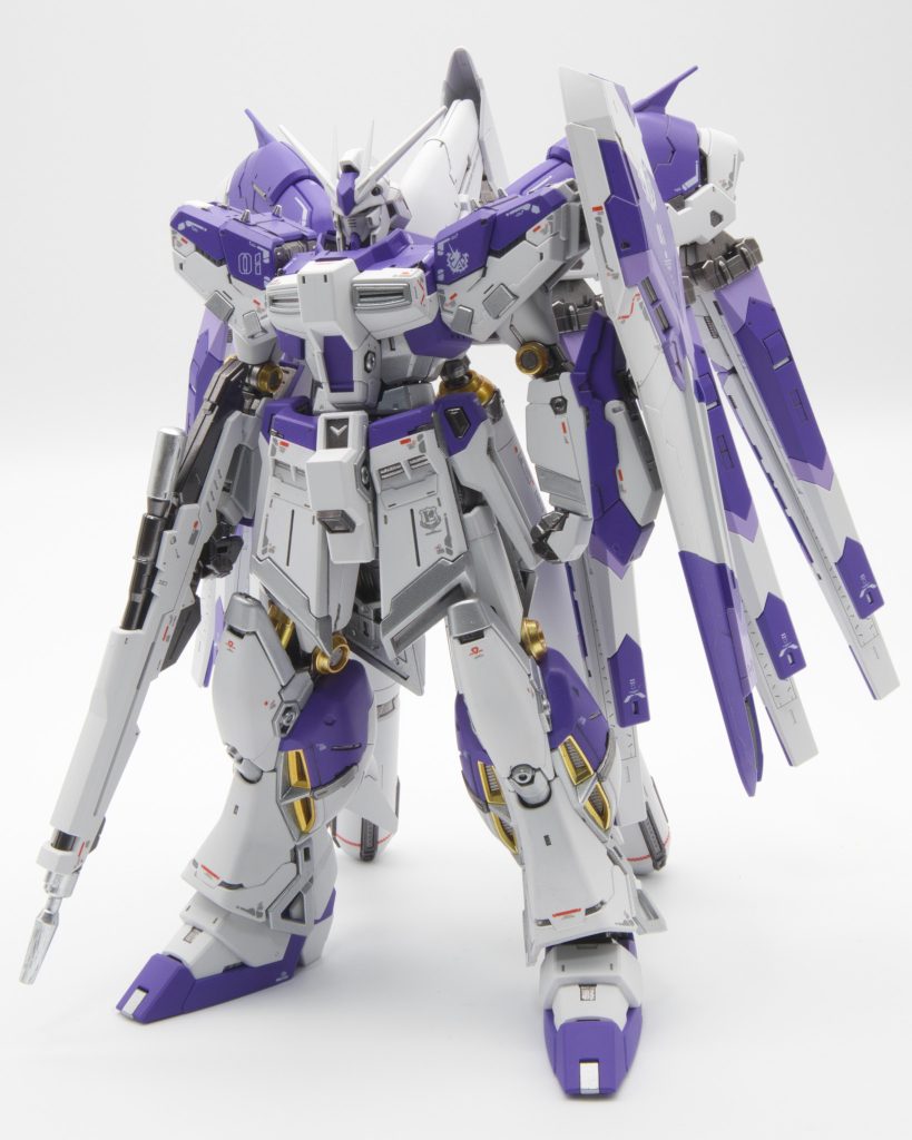 RG Hi-νガンダム–6枚目/制作者：HerGrayMetal