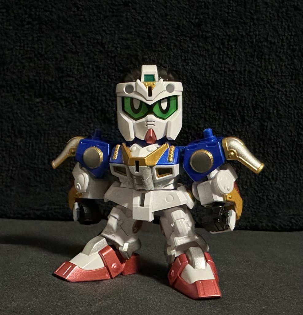 軽装モード。スッキリしててこれはこれで好き。足元と口元はGXメタルレッドを使用、ボディ・ショルダーはGXメタルブルーを使用しています。