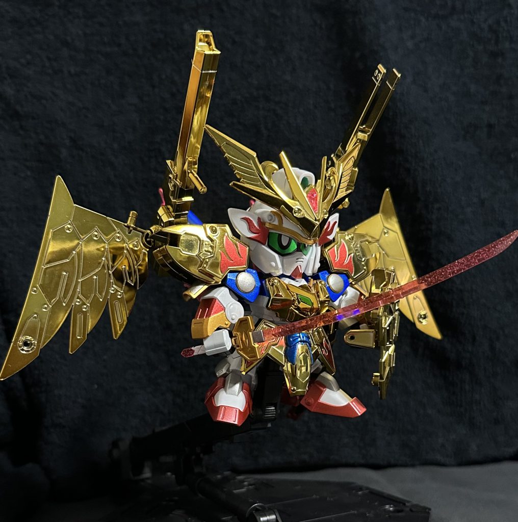 金色の羽衣装着。ゴールドメッキはそのまま使用してますが、神々しいです。