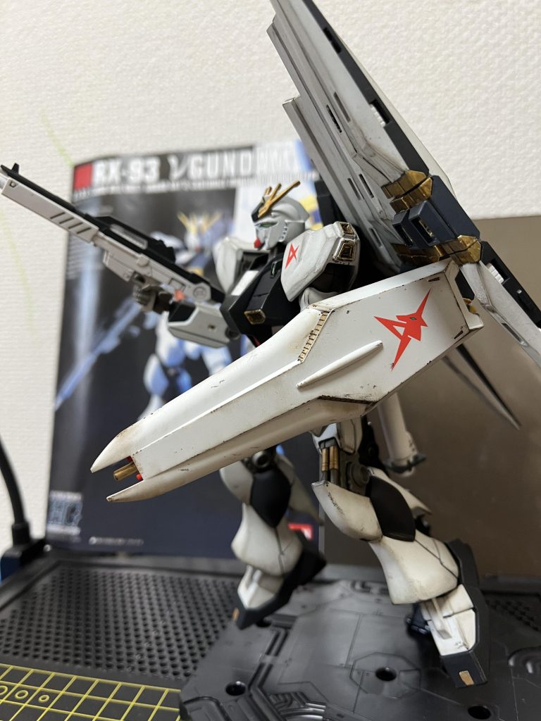 良く見ると壁の息子のいたずら書きが写ってしまった…3歳男子のイタズラっぷりも伊達じゃない！