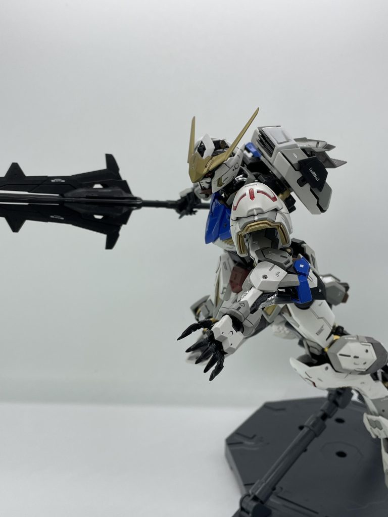 MGガンダムバルバトス–2枚目/制作者：@gaske0106