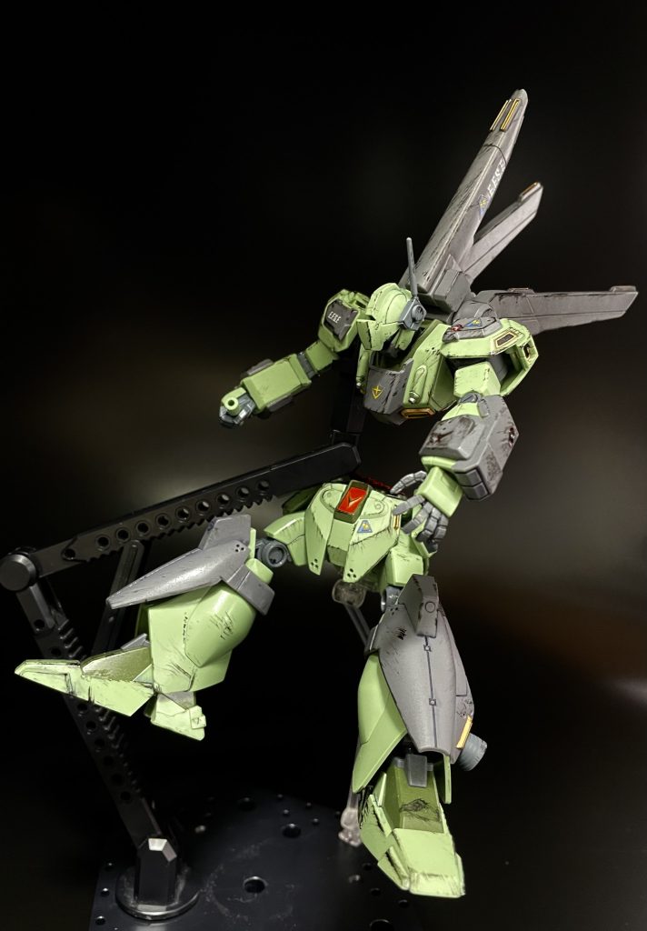 袖付きとスタークジェガン–2枚目/制作者：やぎのめ