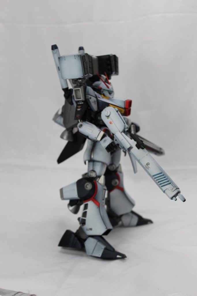 ビームライフルはレジンにて立体感を出してます