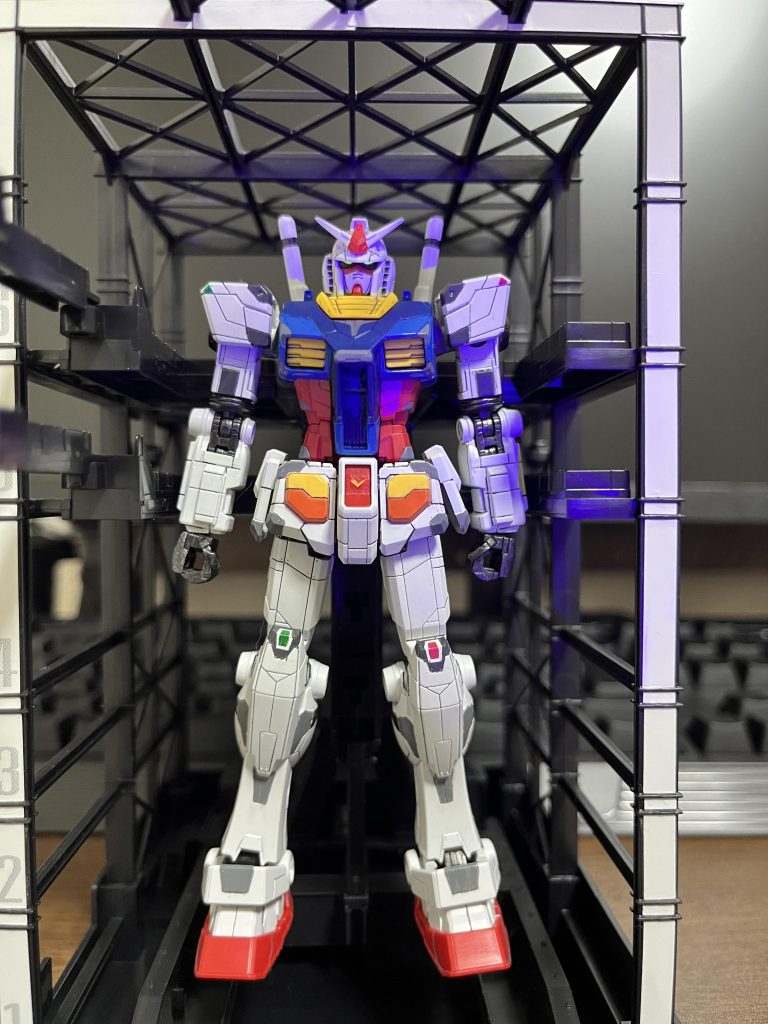 G-DOCKに格納　正面