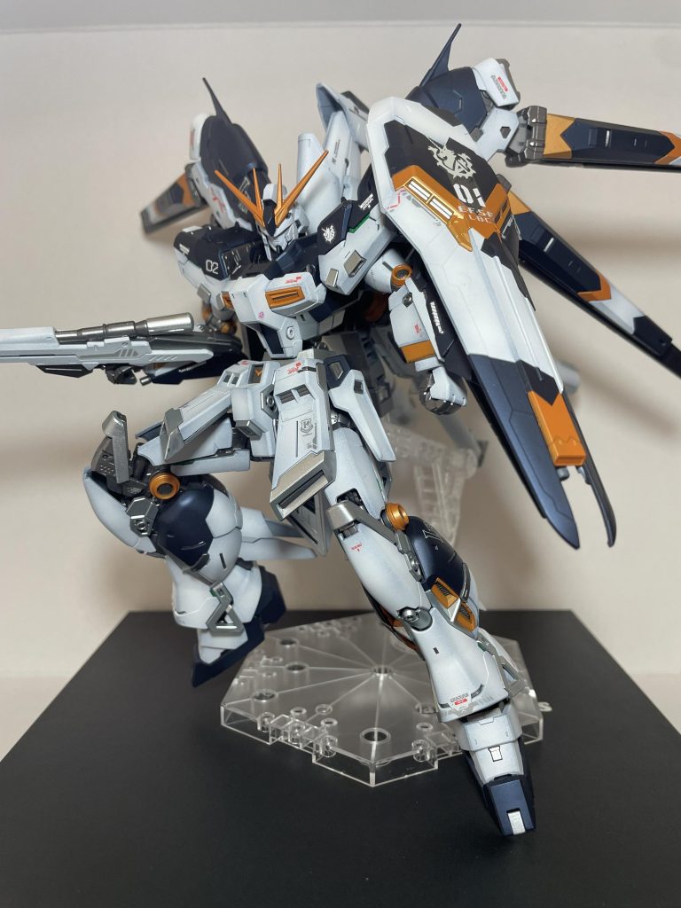 RG HI-νガンタム–7枚目/制作者：ザクマリ親方