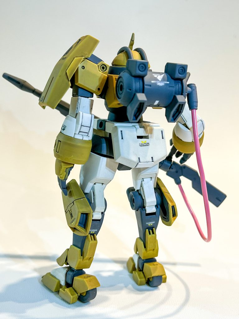 サンドイエローで塗装。フレームはメカサフ