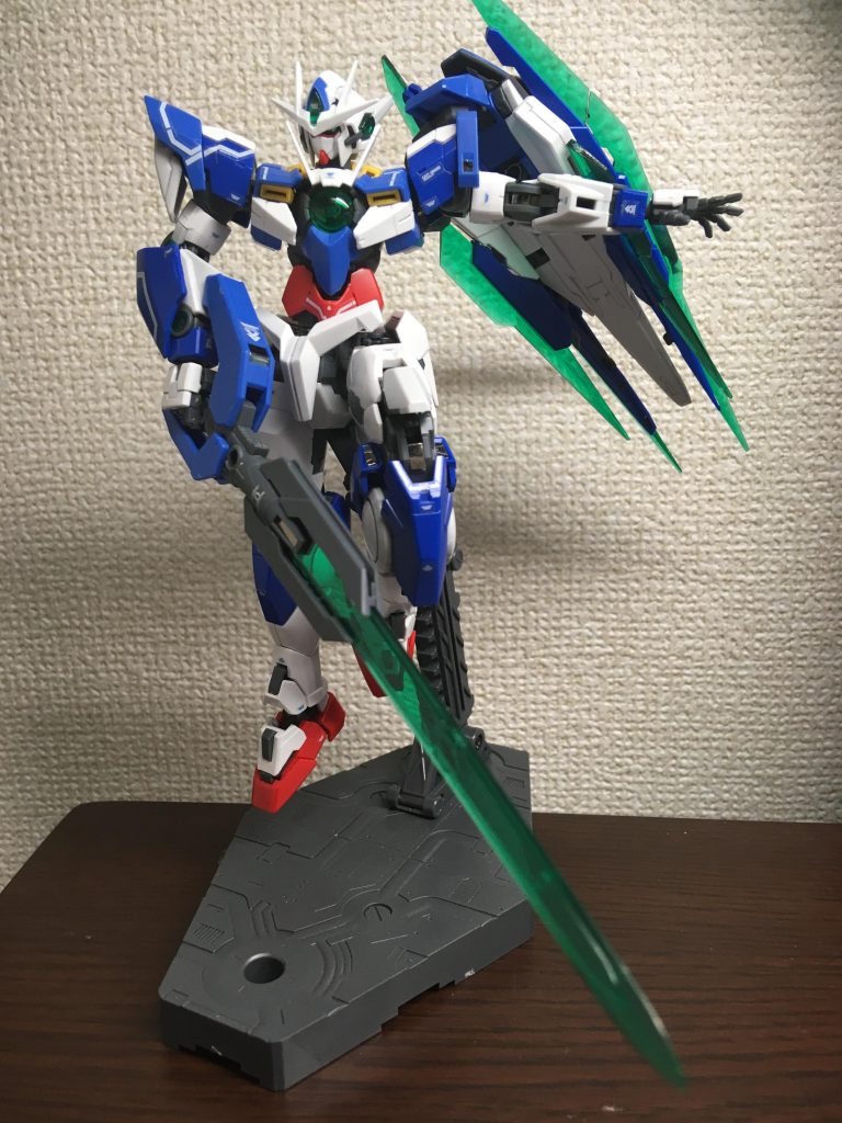 降臨…!的な感じでクアンタはやっぱり神々しいですね