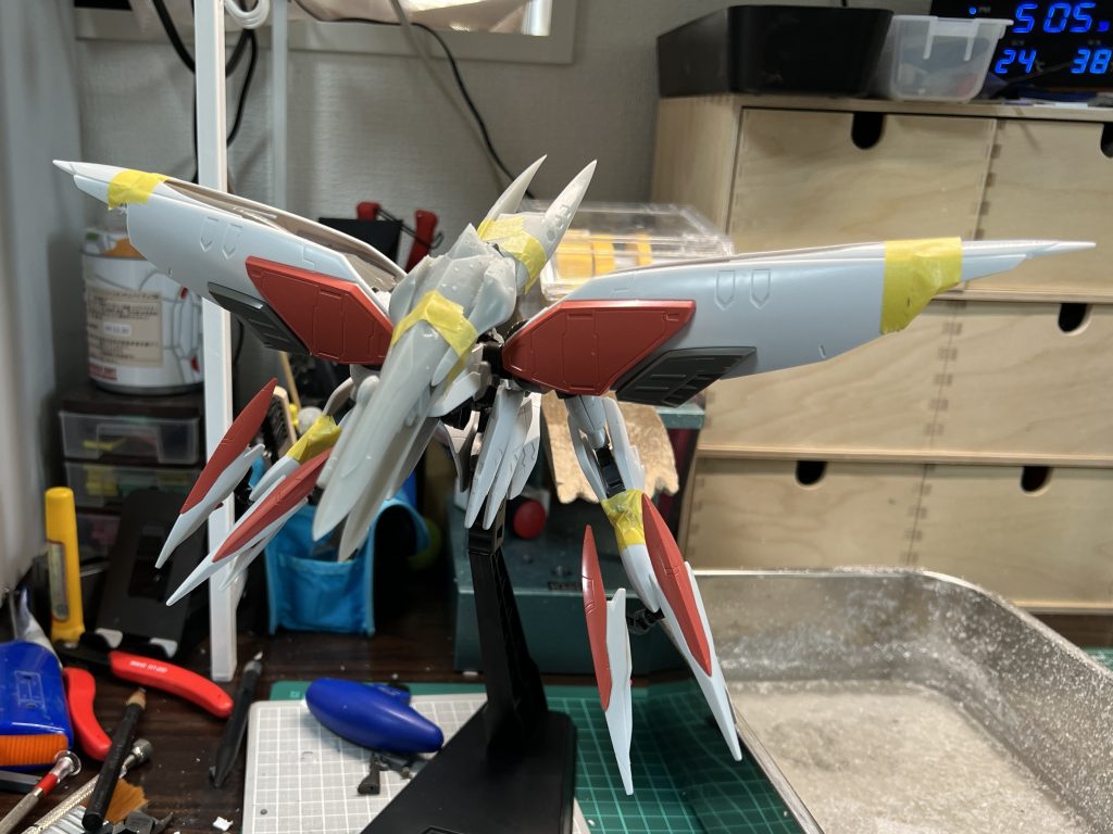 全体のバランスが固まったのでもう一方もカットします