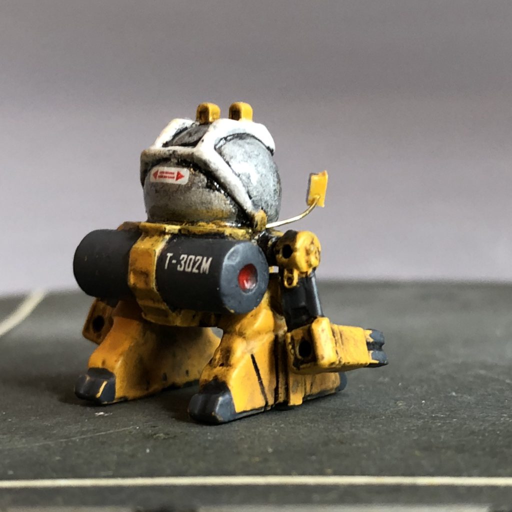 トロハチは「ガンダムUC」にて、ミネバ救出時にバナージが乗っていたプチモビで、正式名称は「TOLRO-800」です。