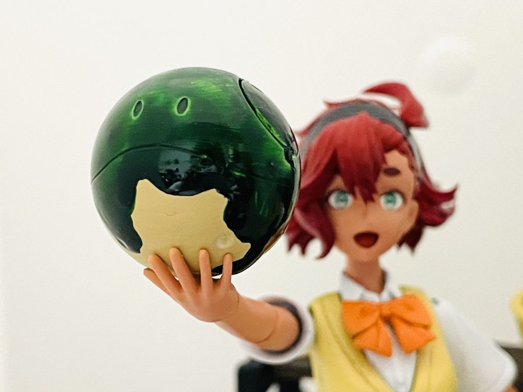 スレッタの作品は、ハロ織部。