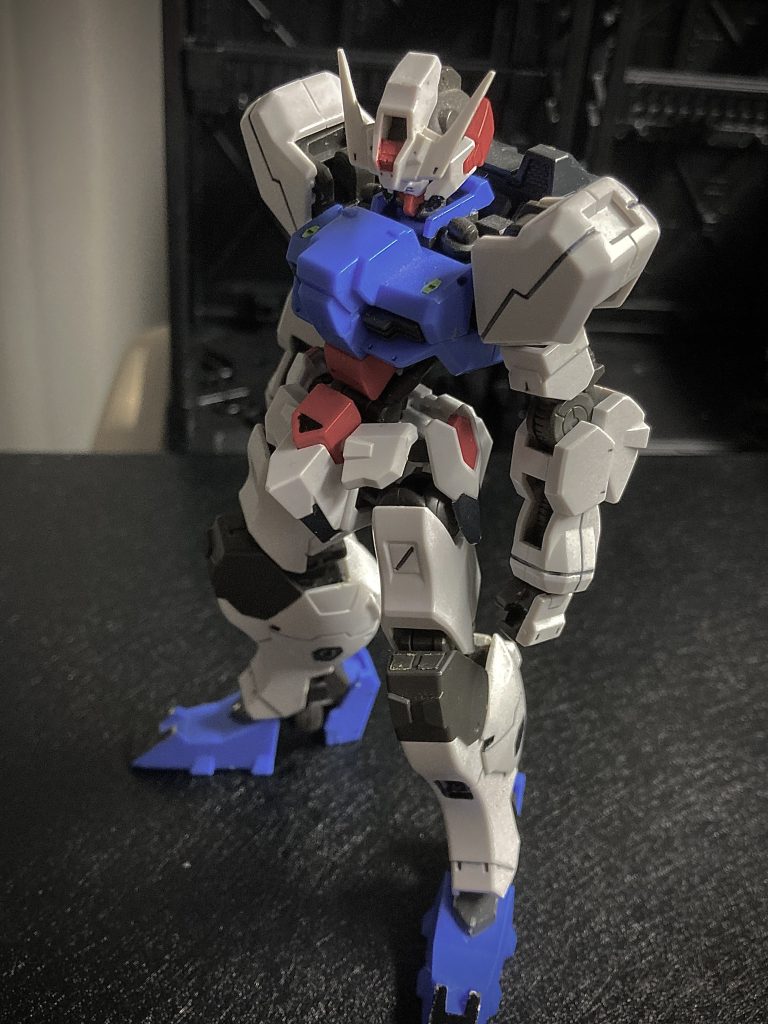 〜第3形態〜ガンダムアスタロトの完成形。あえて基礎装備を極力減らすことで汎用性の高い機体にし、あらゆる局面で最適な追加装備を選択して最も効果的な攻撃を可能とする。