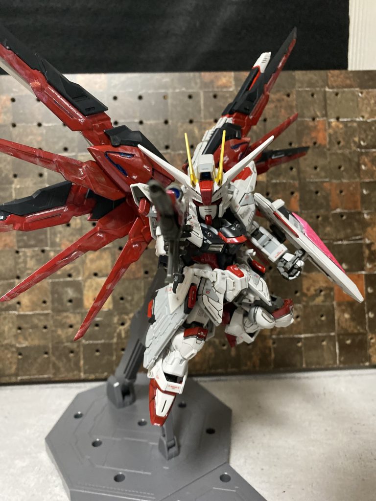 銃を構えて、違和感ないでしょ