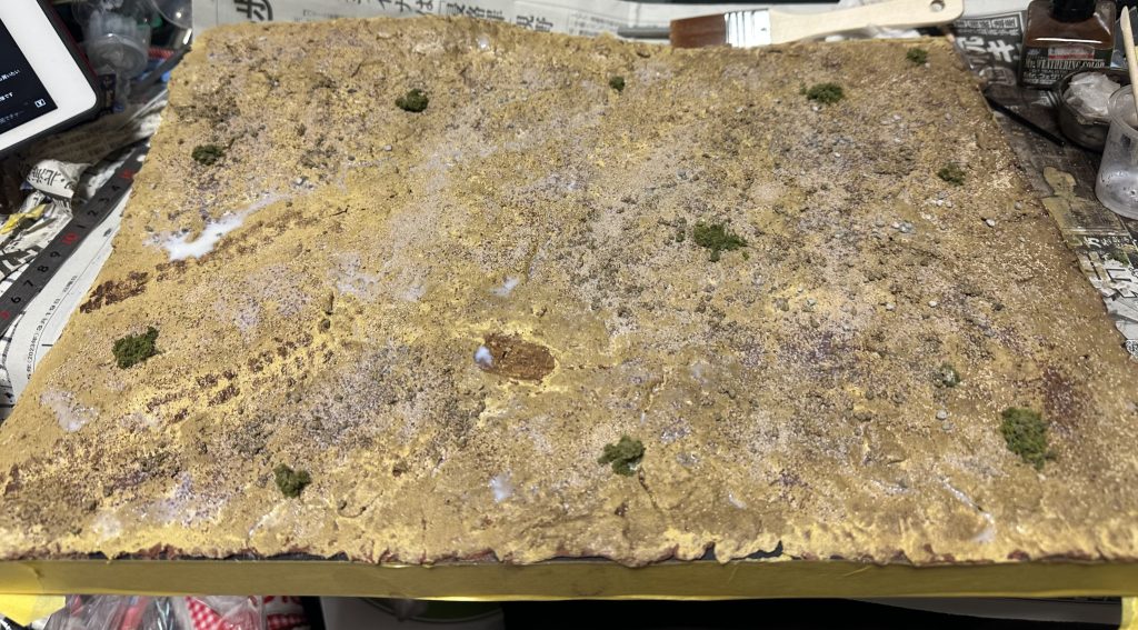 ジオラマはスタイロフォームやクロッキー、バラストを散りばめて作成。リアルな感じが出せたかなー?今後も精進ですね