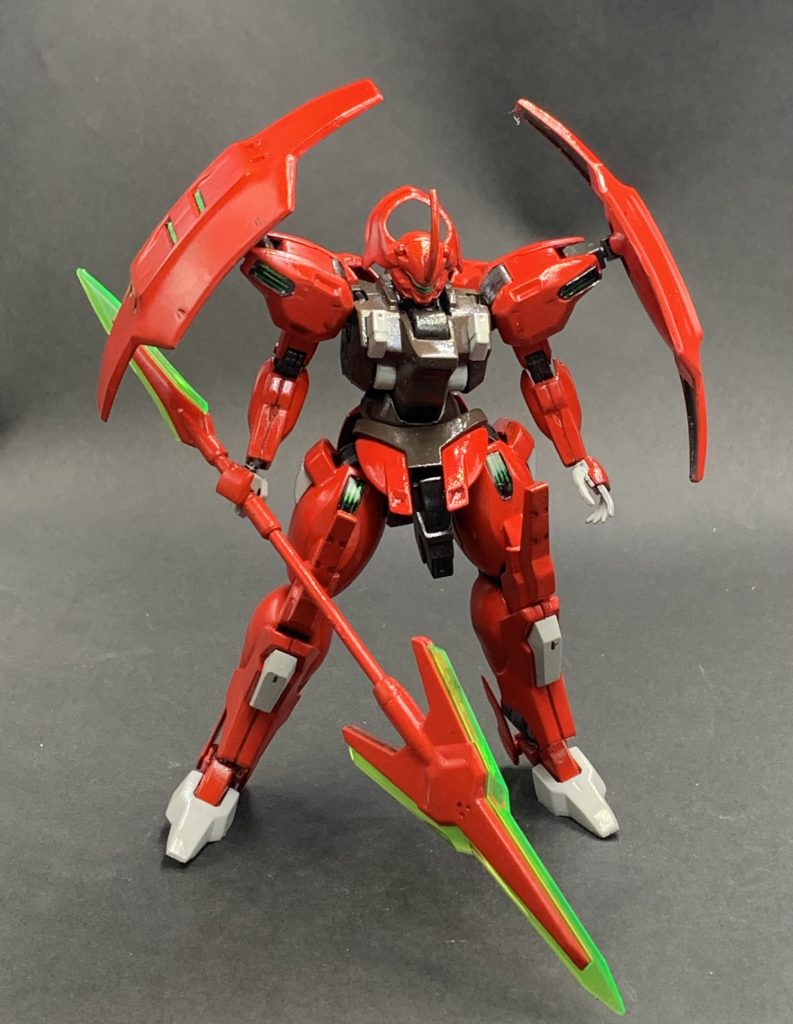 今回はタミヤのピュアレッドで塗装しました。赤とか青とかあまり混ぜ物のないカラーは混色するよりも難しく、ビシッと塗れたときがとても気持ち良すぎなんすよね