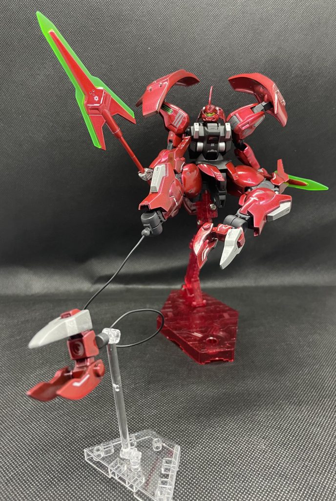 武装が特徴的でいろいろ遊べて良キットだと思います!