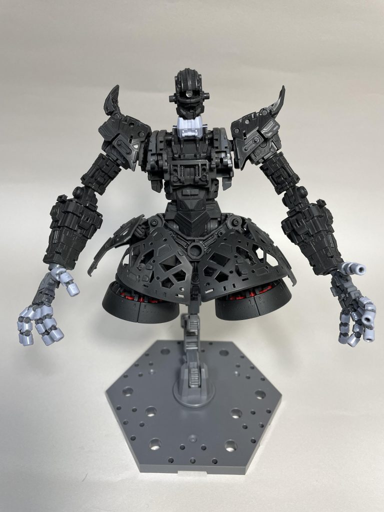 はじめはフレームを黒にしてから始めました。