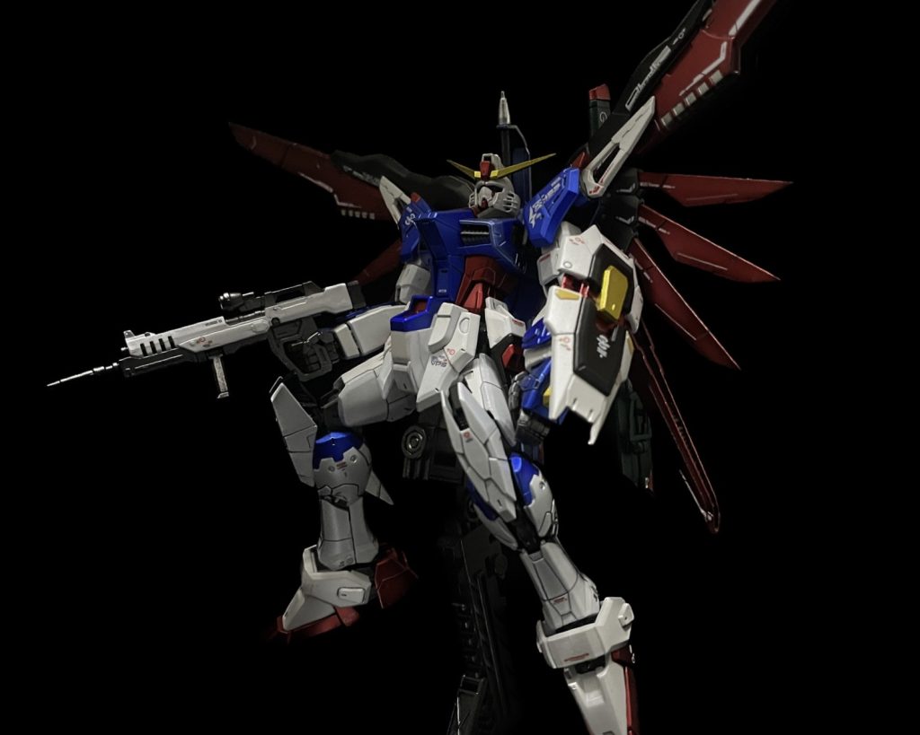 この悪人面がとてもかっこいいですね〜RGは特にプロポーション改修やディテール追加しなくても様になるのはよかったです！