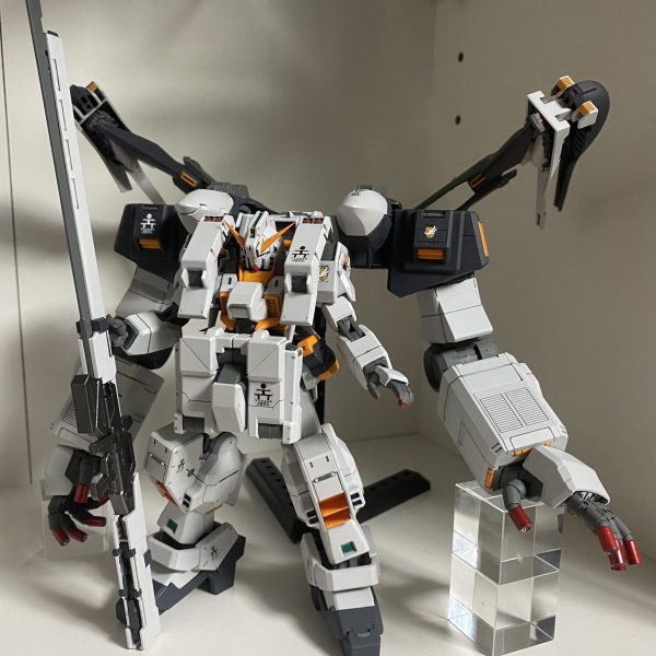 ガンダムTR-1［ヘイズル・アウスラ］ギガンティック・アーム・ユニット装備