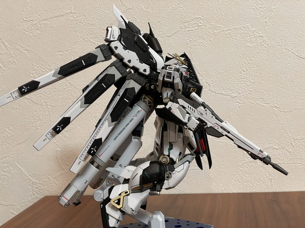 ニューガンダム風Hiニューガンダム–2枚目/制作者：johnビルダー