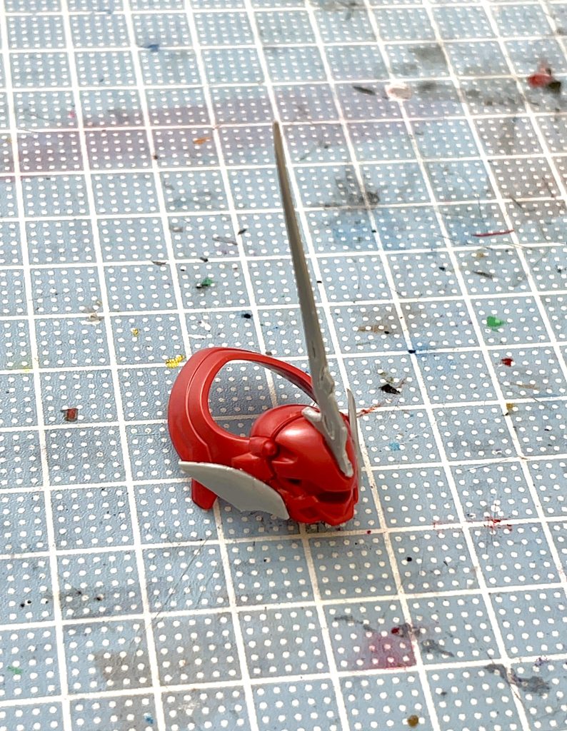 4枚目は加工中の頭部です。プラ板加工まさに始めた所ですが楽しいですね😊