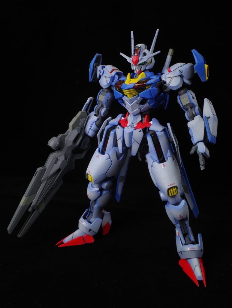 ガンダムエアリアルピットオンフォーム状態。