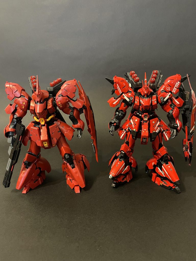 前面素立ち。ちょっと待て何故サザビーがもう一個ある！？