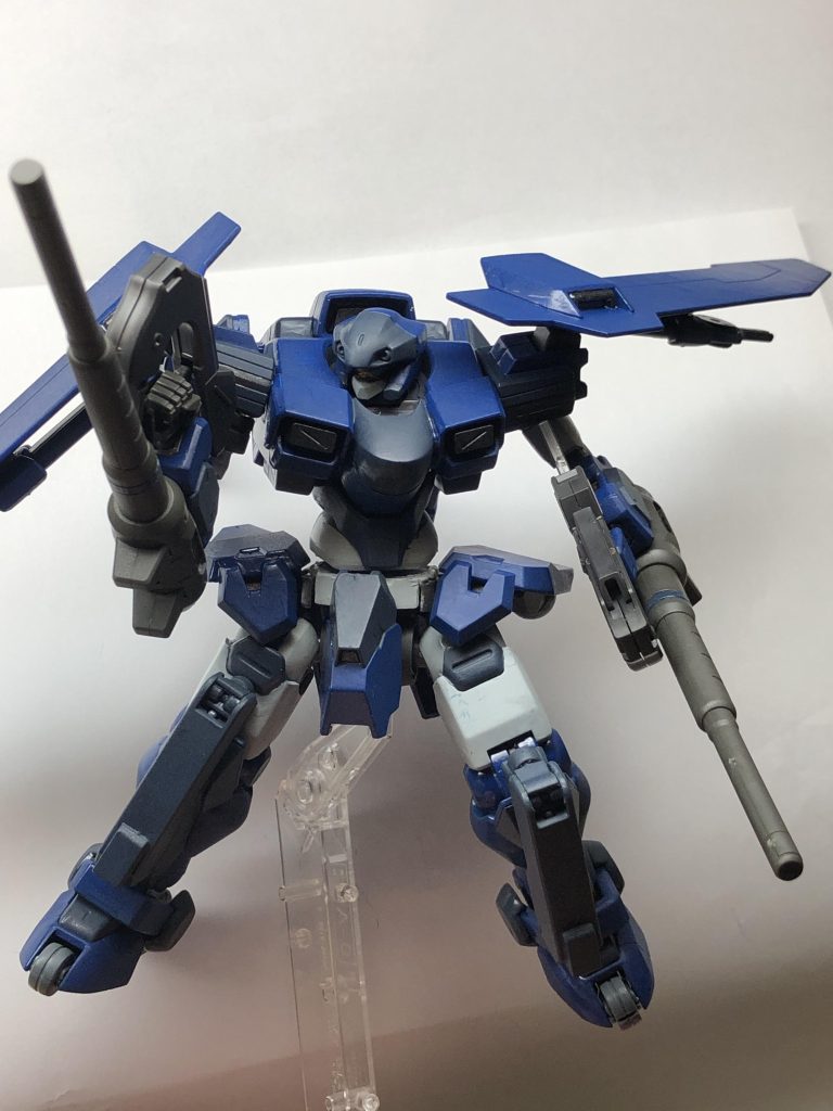 近距離戦にも遠距離戦にも対応できそうな感じで。