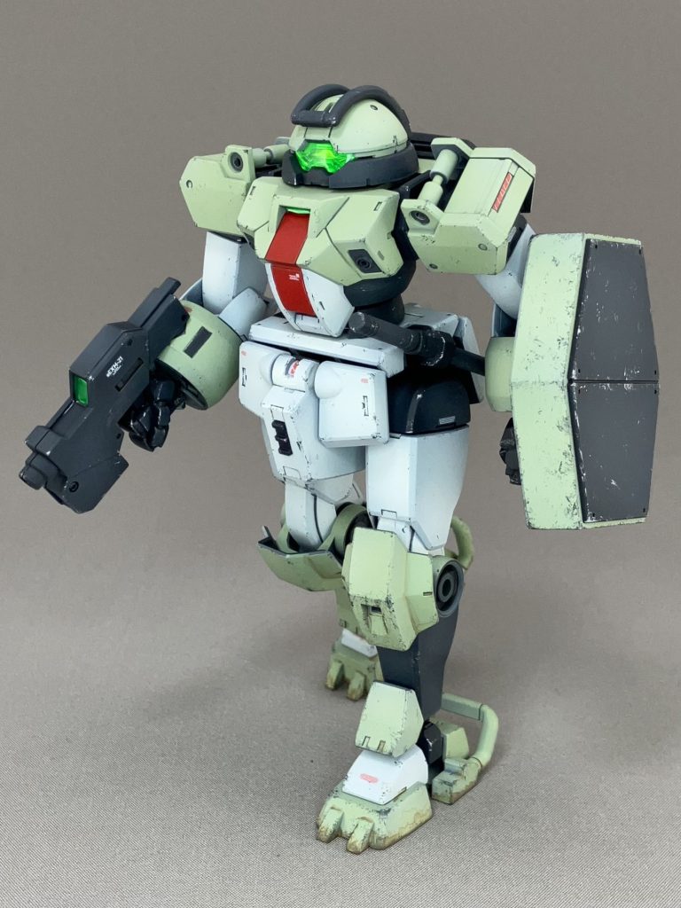 デミトレーナー–4枚目/制作者：monmo