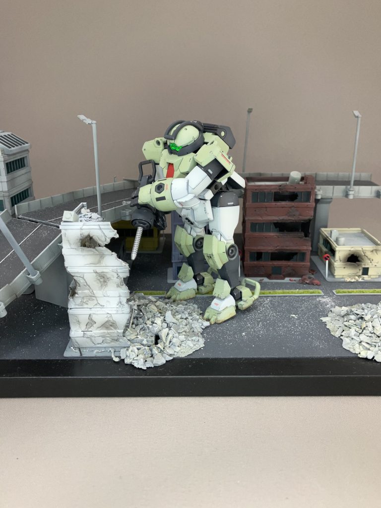 解体現場学校の授業ならありそうですね。刃はツヤありです。