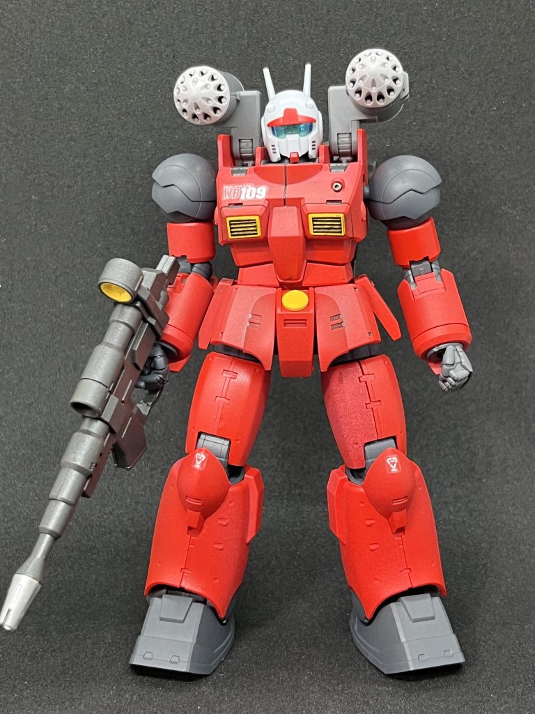 スプレーミサイルポットは他で使おうと思ってるので、無塗装です。バックパック２つ付いてて嬉しいキットです。