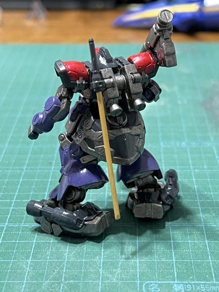 パーツが小さくてなかなか塗装するのが大変でしたが、以前調色したガザのパープルが良い感じで合っていてイメージ通りの仕上がりになりました。