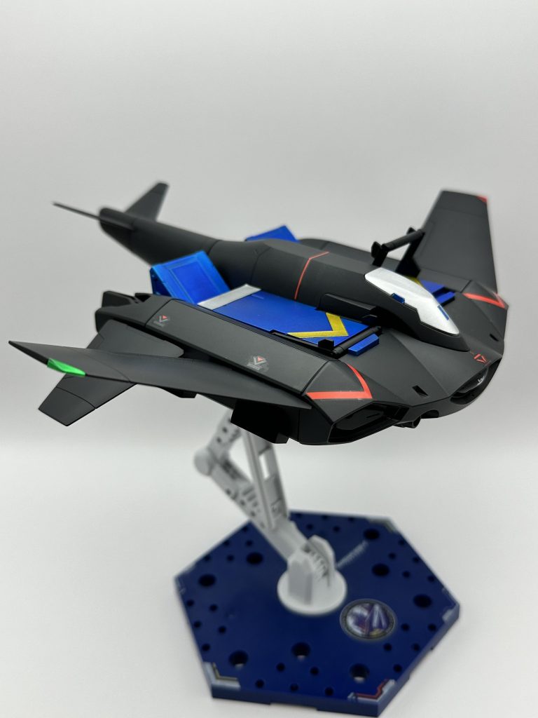 ティックバランも特殊部隊カラーに。他のガンプラ載せたりできるし、1000円ちょいで買えるし、絶対お買い得やと思う(☆[]☆)