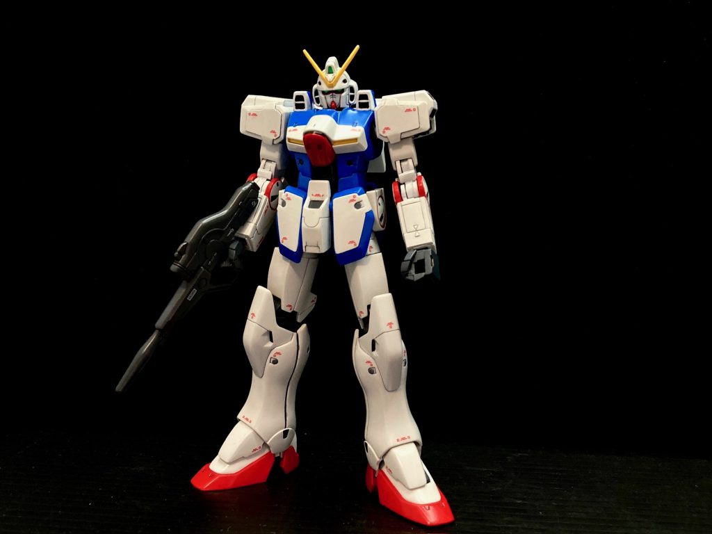 今回の製作のテーマは、MGのVer.Kaに寄せてみよう!でした。とは言っても、部分的に色変更してみたり、赤デカールを各所に貼ってみたりとそれくらいではありますが。