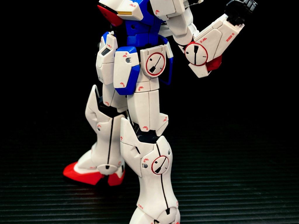 Ver.Kaに寄せてみた、各所ハードポイントの赤縁取り。これはVer.Kaで無くとも、セカンドVにも見られるデザイン。コレは去年、V2ABでも実践してみたやつです。