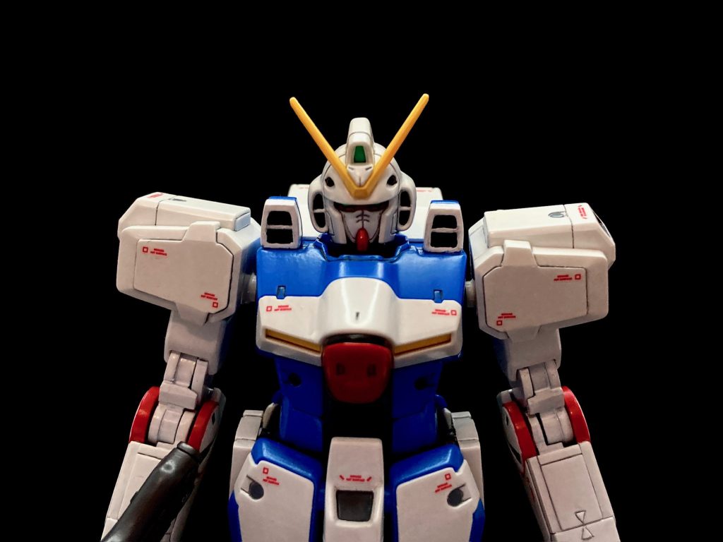 Ver.Kaに寄せてみた、顔の横の、肩上部のダクト?の白塗り分け。通常はボディと同じ青色ですが、ここを白くするだけでカトキみが増します。(個人の感想というやつ)しかしアップで見るとここの塗り分け、解ってはいましたが結構ガタガタですね。お恥ずかしい。