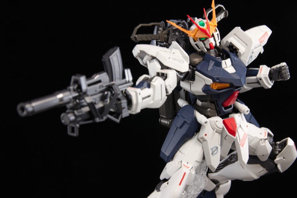ボツ写真のガンダムSEED射撃ポーズも