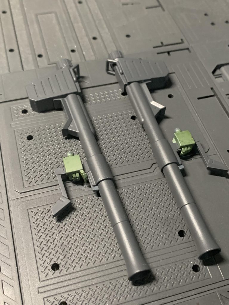 目玉のバズです。ちゃんと合わせ目も消しました(笑)