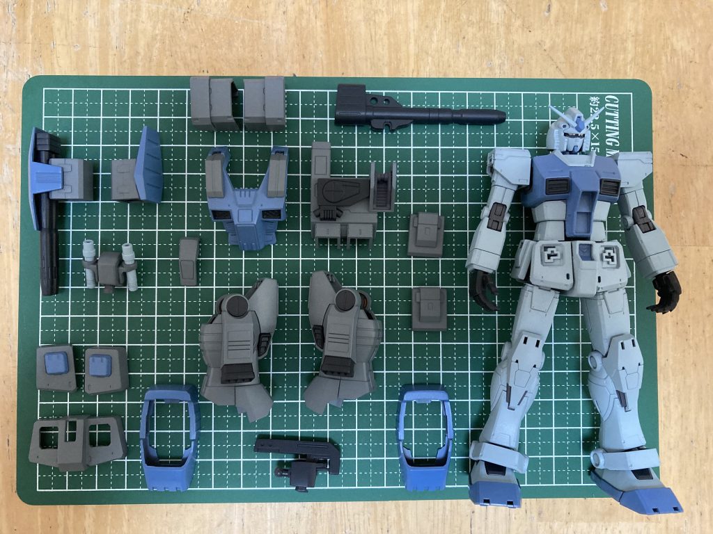 デカール貼る前です