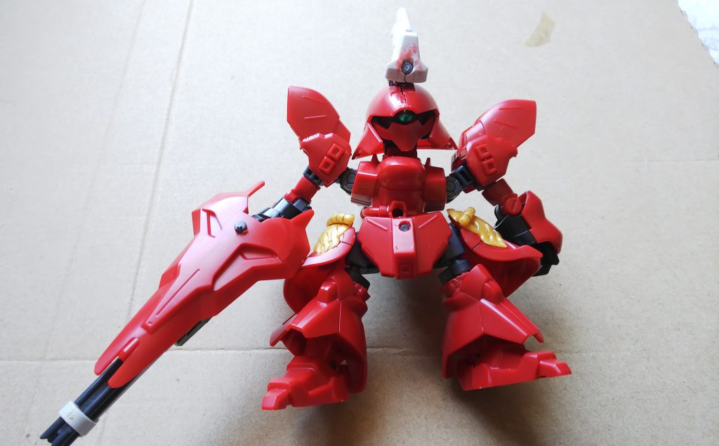 サザビーにフレームを入れて試行錯誤していた頃この時点で大体の変形イメージは出来てました。