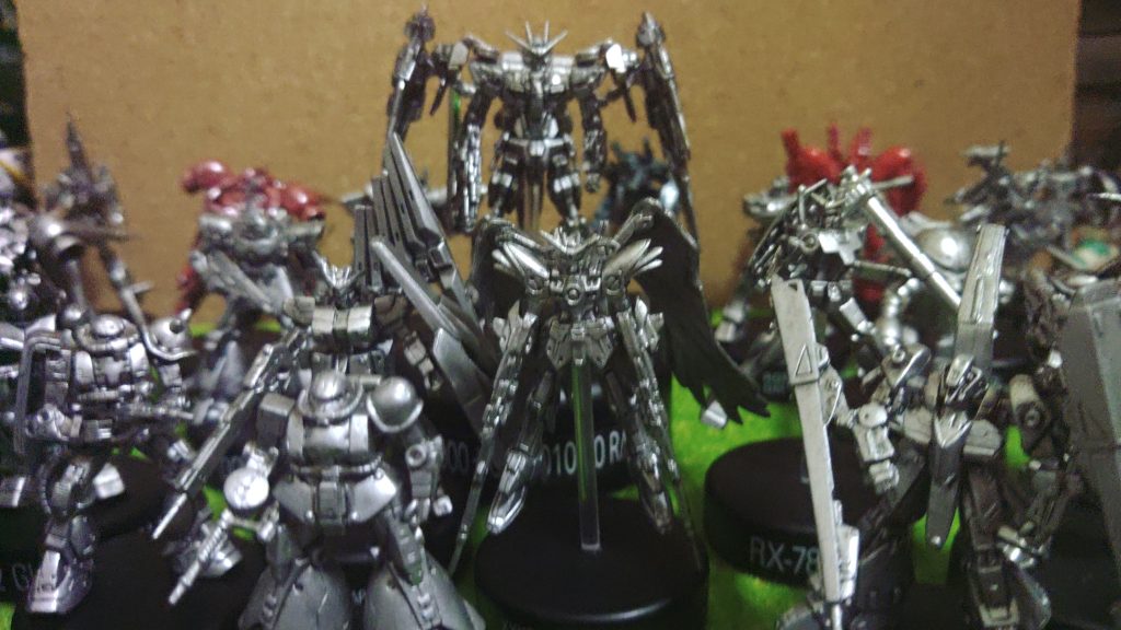 せっかく数年ぶりに引っ張り出したので沢山並べて〆ゼロカスタムがお気に入りでした