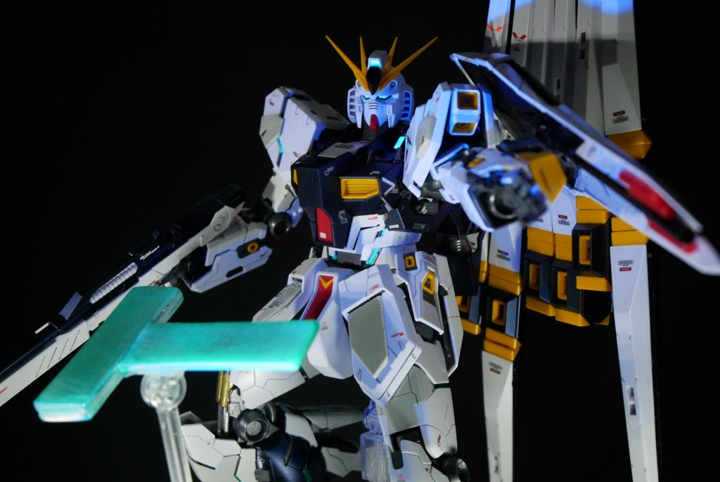 モデラー泣かせファンネル崩壊！！ポロリは伊達じゃなかった件！（MG　νガンダムver.ka）–4枚目/制作者：suteteko76