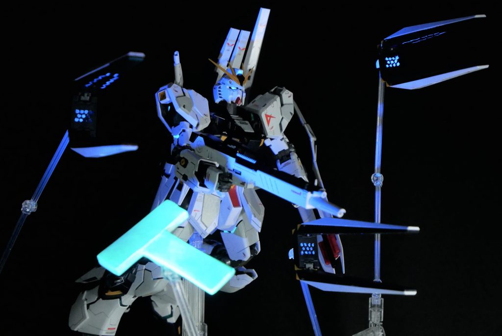 モデラー泣かせファンネル崩壊！！ポロリは伊達じゃなかった件！（MG　νガンダムver.ka）–9枚目/制作者：suteteko76