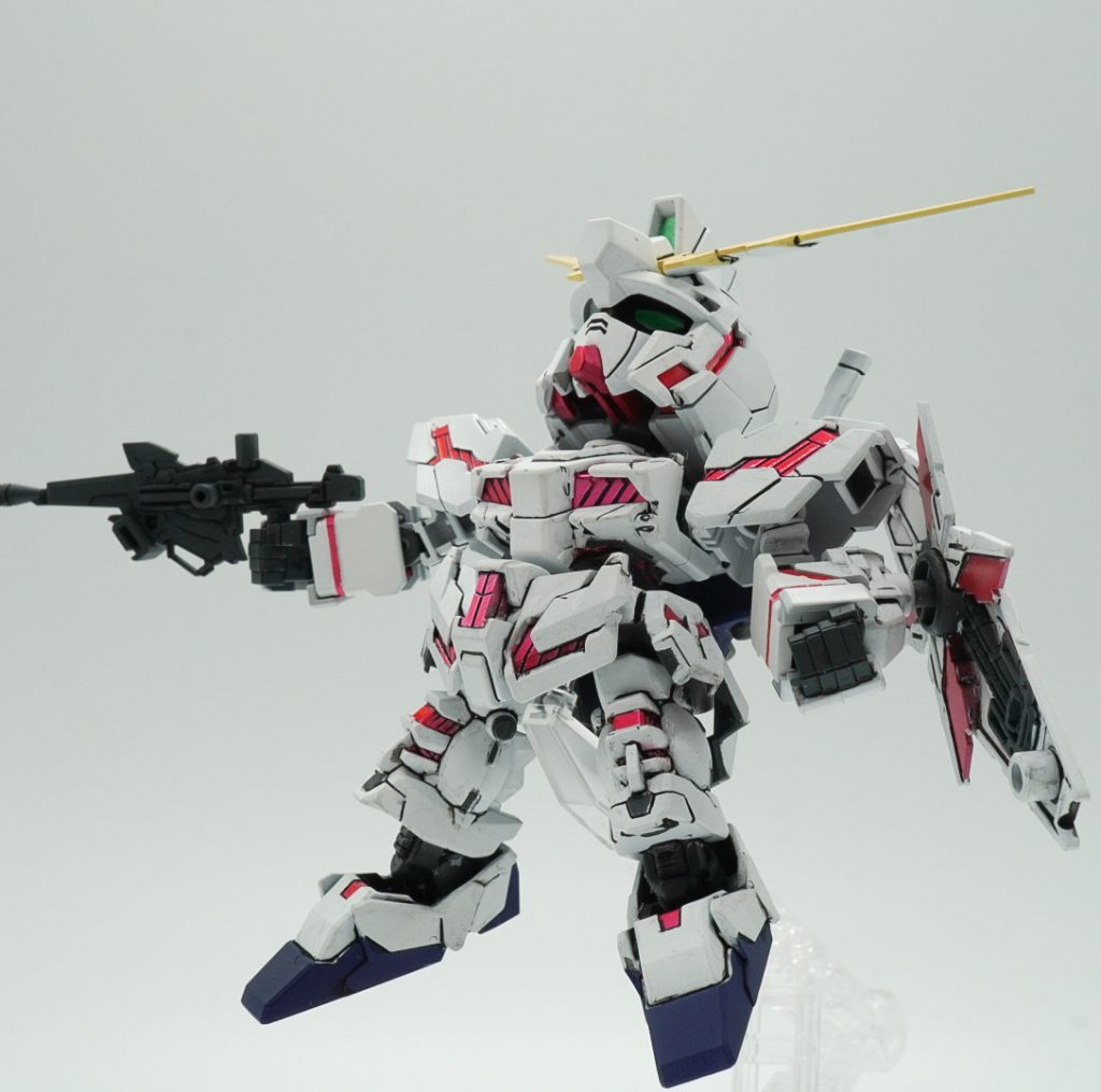 これも、説明書のポージング。何か覚醒したのでしょうか。