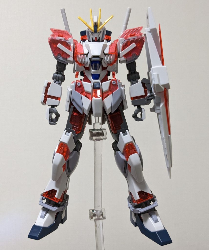 キット素組みの状態。キットのプロポーションがとても良いので、工作はシャープ化と色替えのみです。