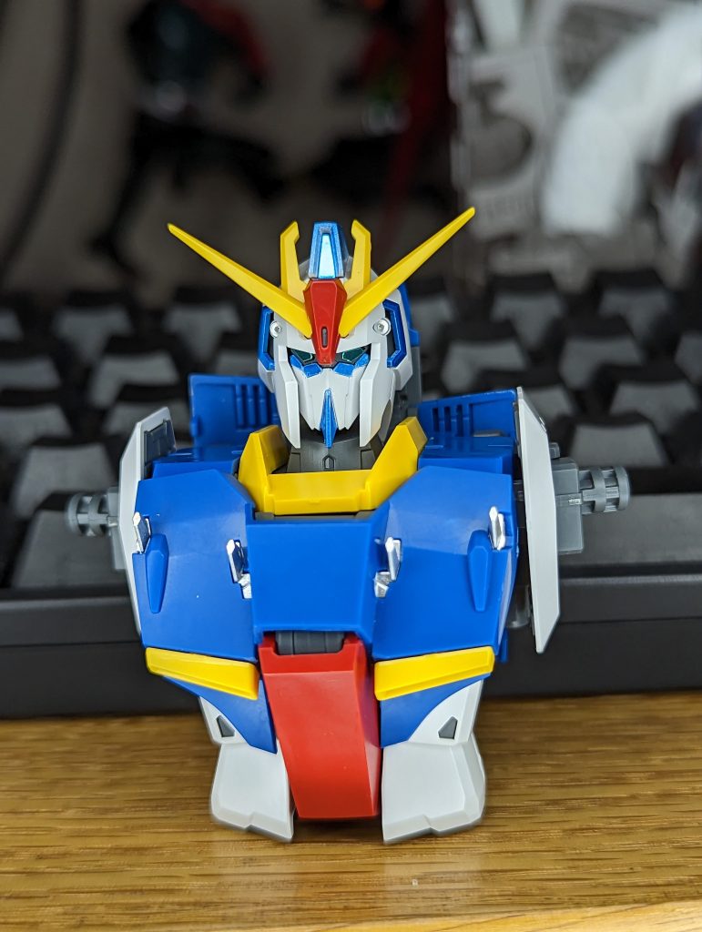 上半身をつくっていたところ。