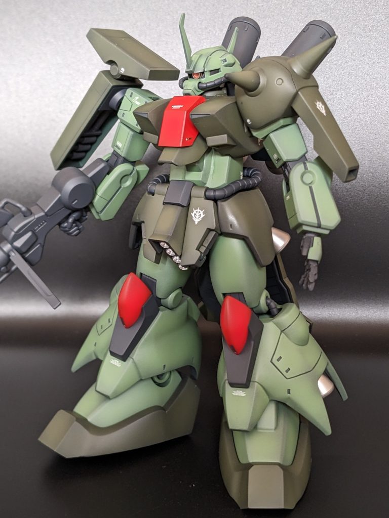 胸と腹を幅増ししたりコックピット大きくしたりつま先を形状変更してますはじめての大手術でした満足です